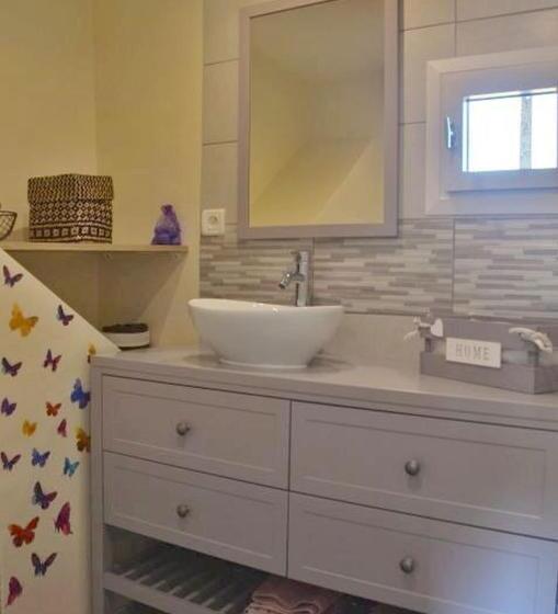 צימר La Bastide Des Lavandières