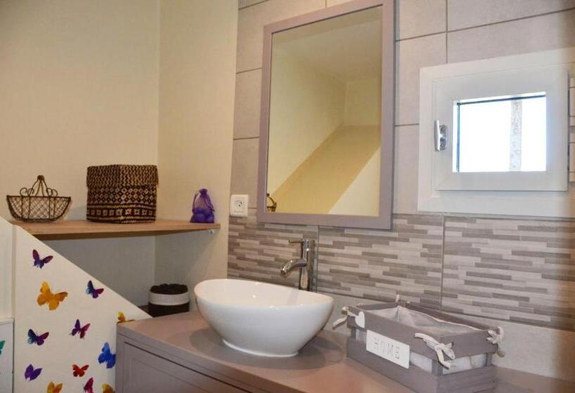 צימר La Bastide Des Lavandières