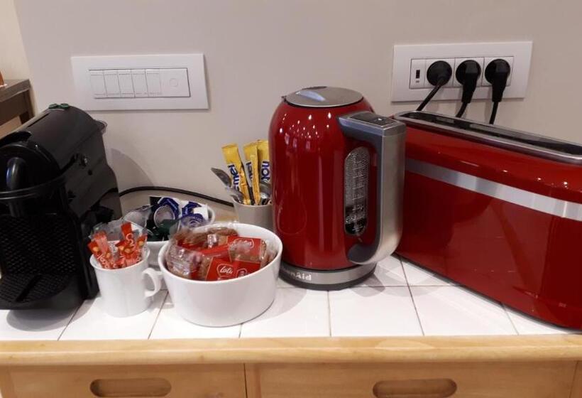 ベッドアンドブレックファースト Les Chanterolles