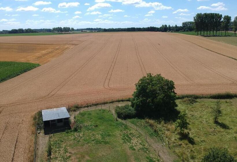 ベッドアンドブレックファースト Les Chanterolles