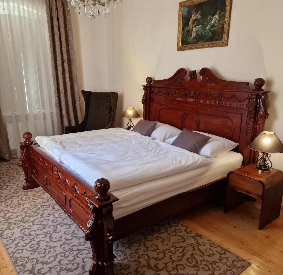 Bed and Breakfast Palais Kneissl
