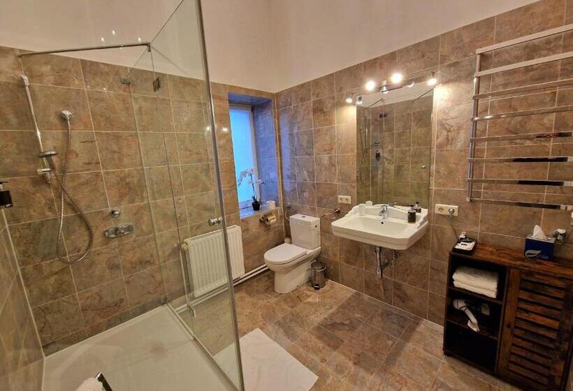 Bed and Breakfast Palais Kneissl