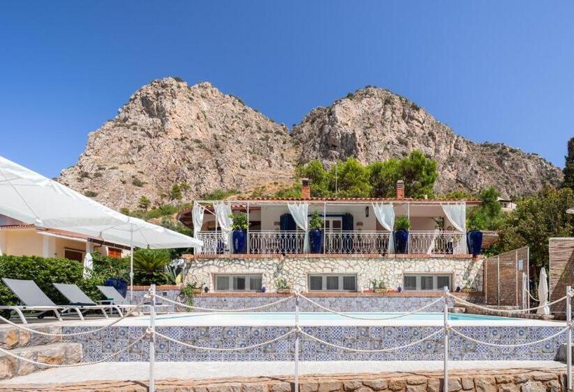 Vfh Villa Flavia Eco B&b   50 Metri Dal Mare