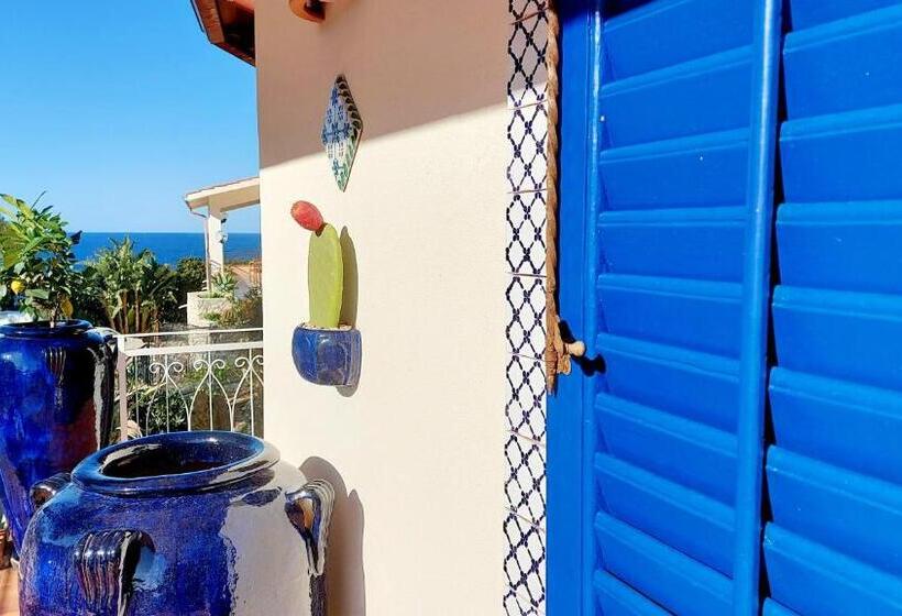 Vfh Villa Flavia Eco B&b   50 Metri Dal Mare