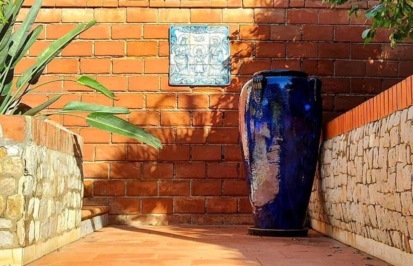 Vfh Villa Flavia Eco B&b   50 Metri Dal Mare