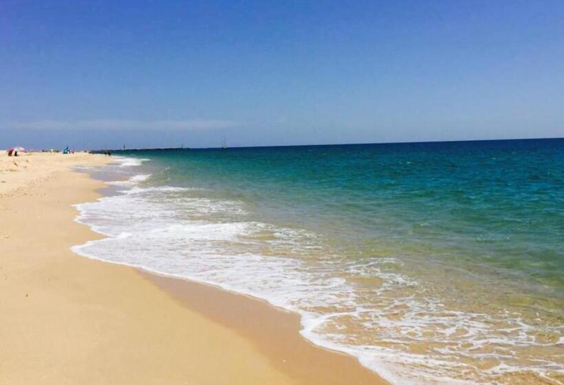 צימר Villa Vista Mar Piscina Suites