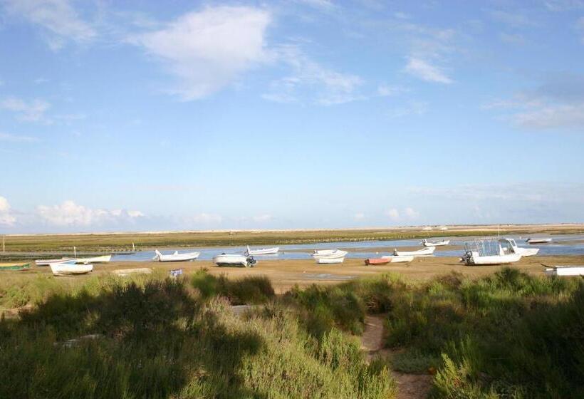 צימר Villa Vista Mar Piscina Suites