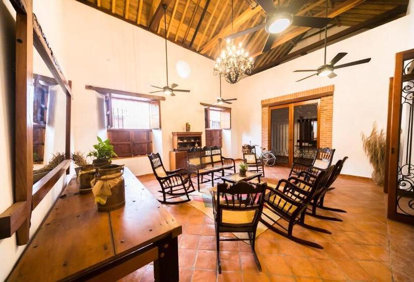 Bohemia Hotel Boutique