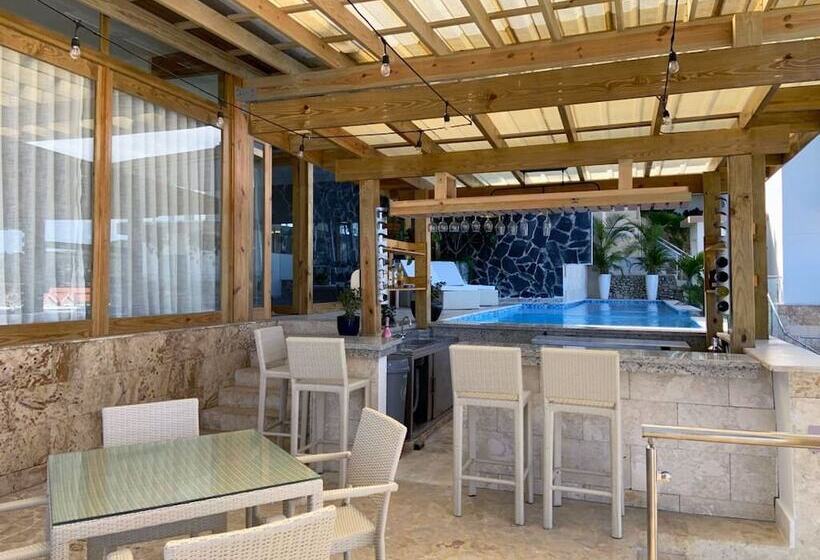 Cofresi Hills Residence