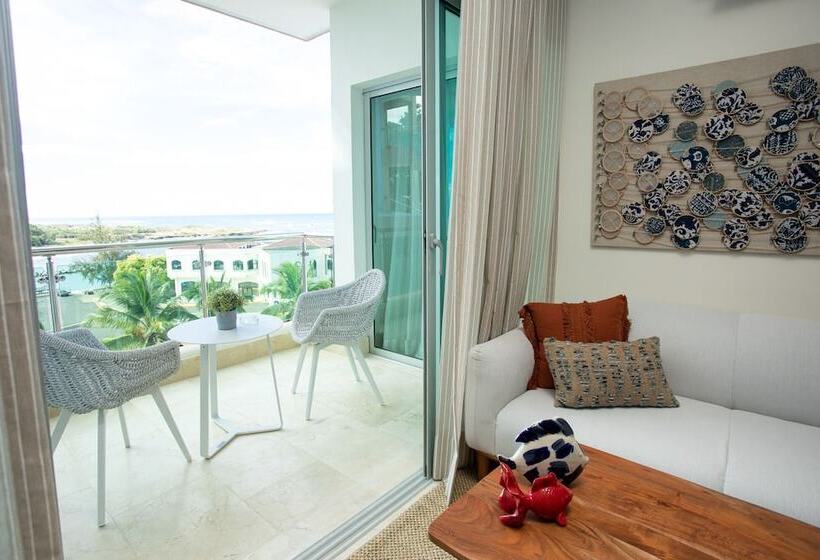 Cofresi Hills Residence