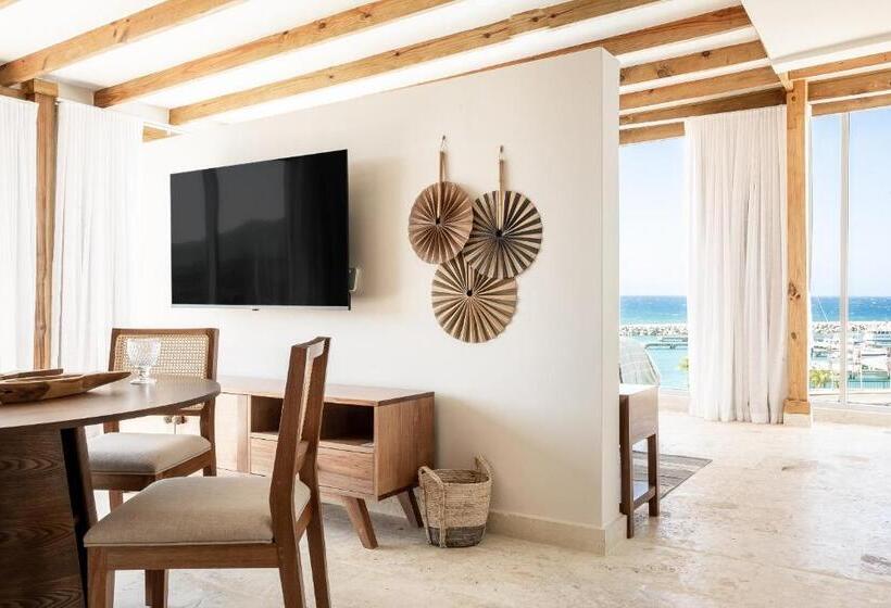 Cofresi Hills Residence