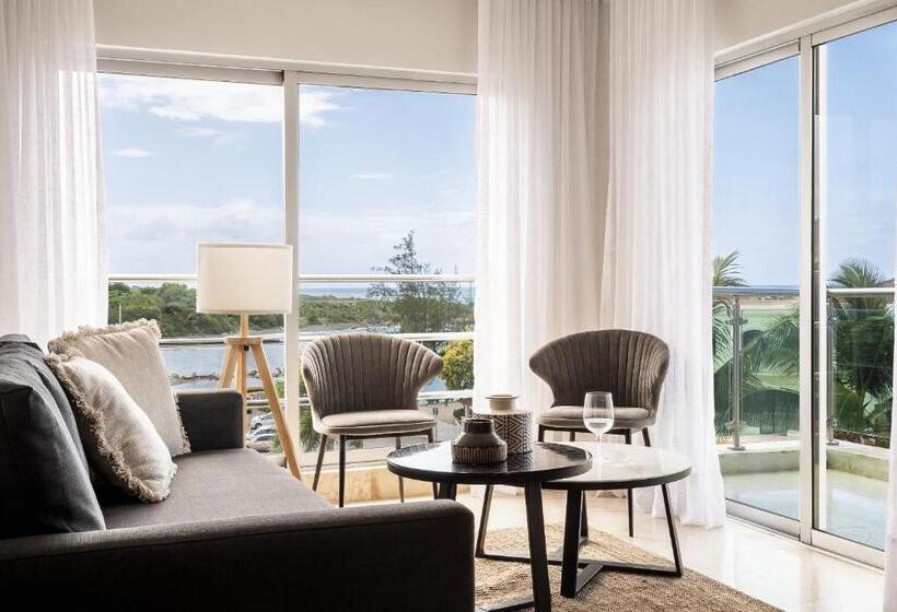 Cofresi Hills Residence