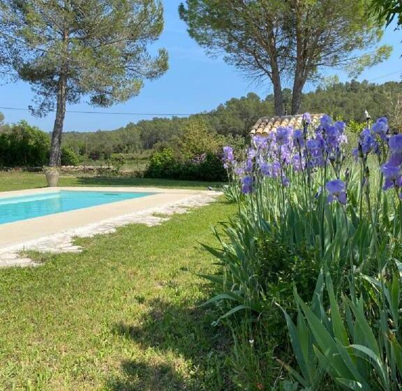 Domaine Le Petit Hameau