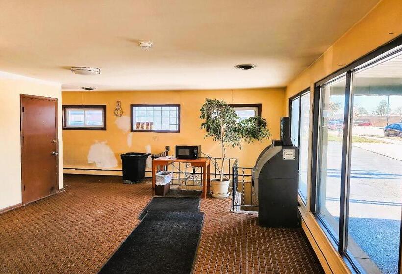 Hillside Manor Motel