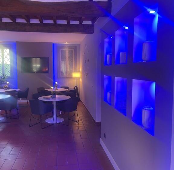 ホテル Albergo Ligabue