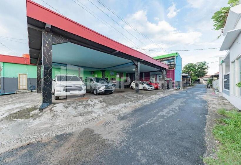 ホテル Ana Guest House Syariah Mitra Reddoorz