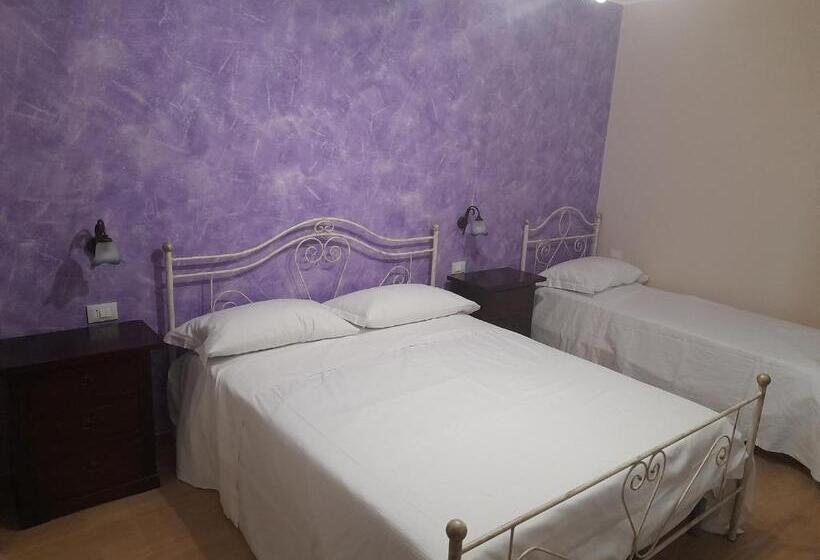 ホテル Arcobaleno Dell Etna