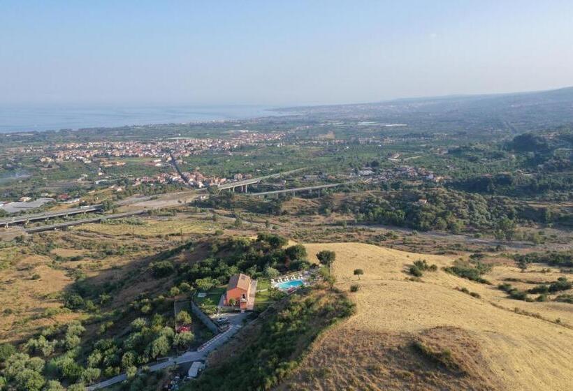 ホテル Arcobaleno Dell Etna
