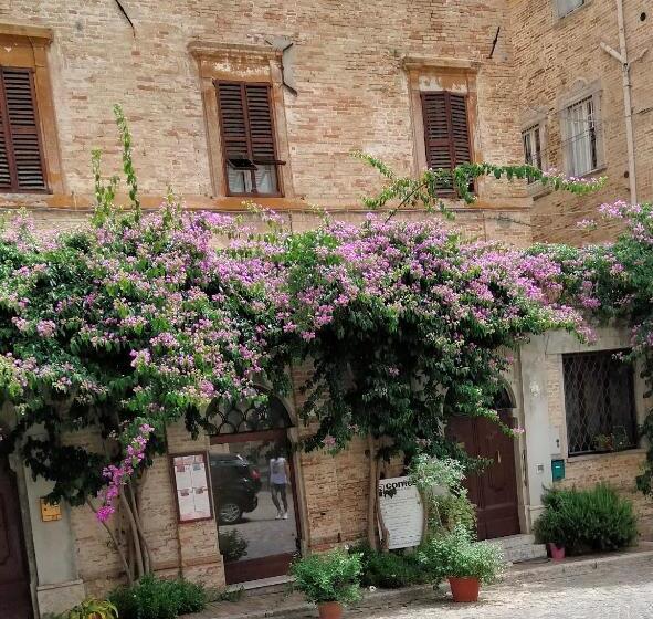 Отель Attico Sulla Bouganville