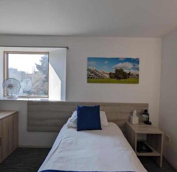 Отель Broadview