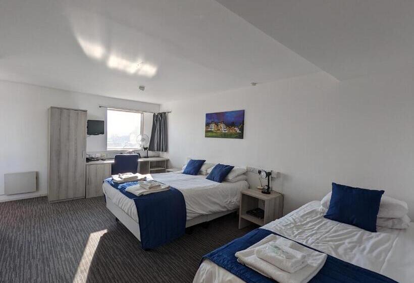 Отель Broadview