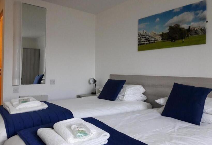 Отель Broadview