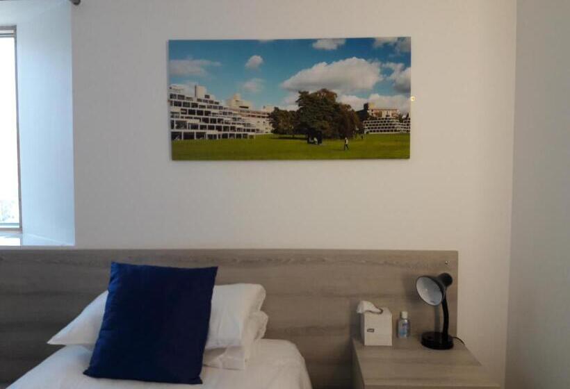 Отель Broadview