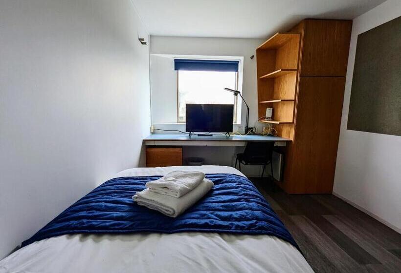 Отель Broadview