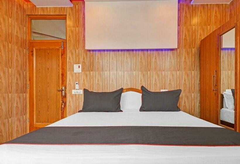 Отель Capital O 86239 Regency And Restaurant