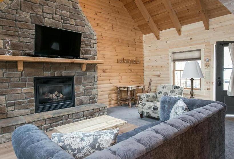 בית מלון כפרי Coblentz Country Lodge By Amish Country Lodging