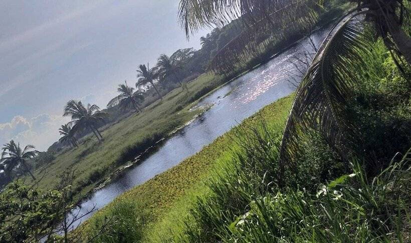 Отель Costa Belle