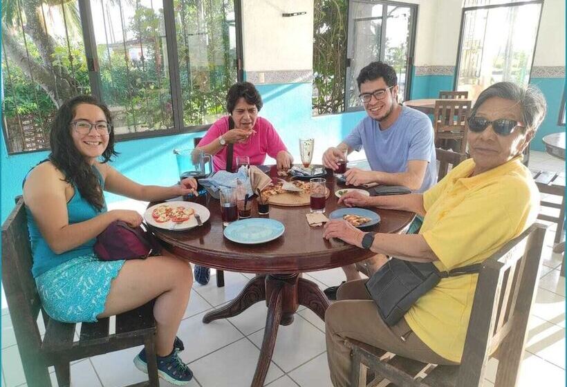 Отель Costa Belle