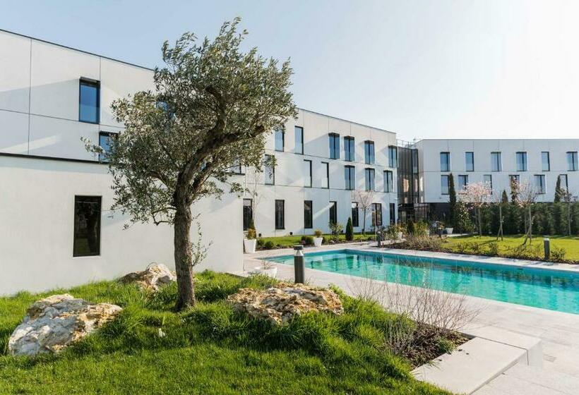 فندق Dali Val D Europe