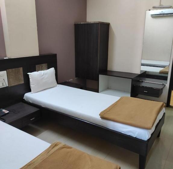 ホテル Darshan By Wb Inn