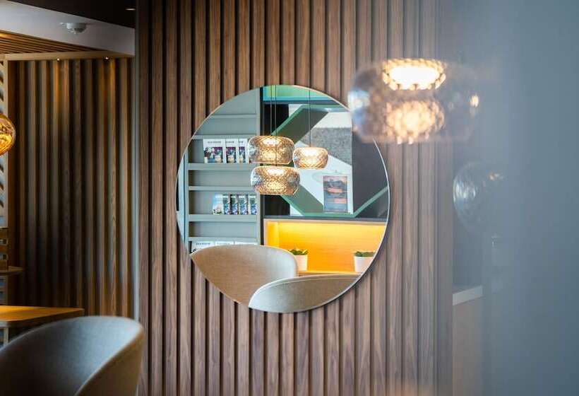 هتل Holiday Inn   Bordeaux Merignac, An Ihg