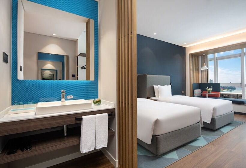 בית מלון כפרי Holiday Inn Express Yibin By Ihg