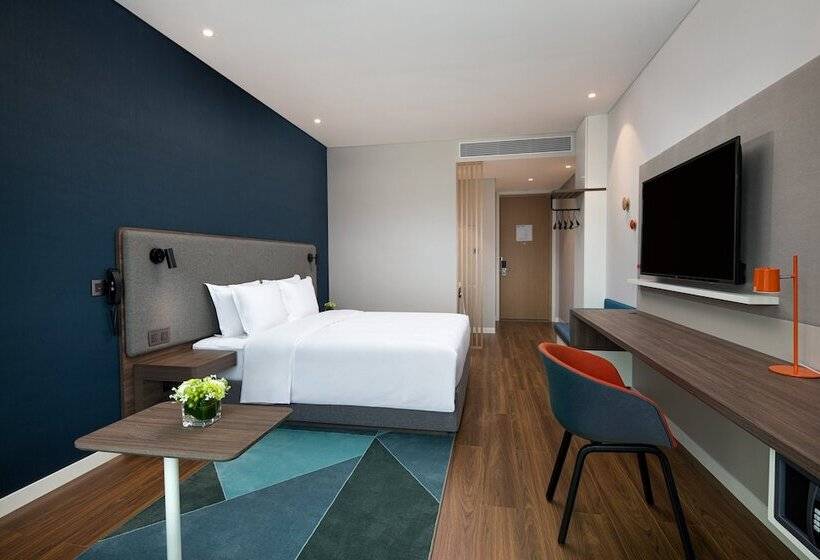 בית מלון כפרי Holiday Inn Express Yibin By Ihg