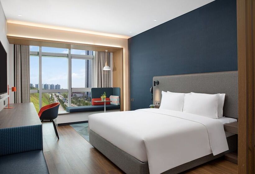 בית מלון כפרי Holiday Inn Express Yibin By Ihg