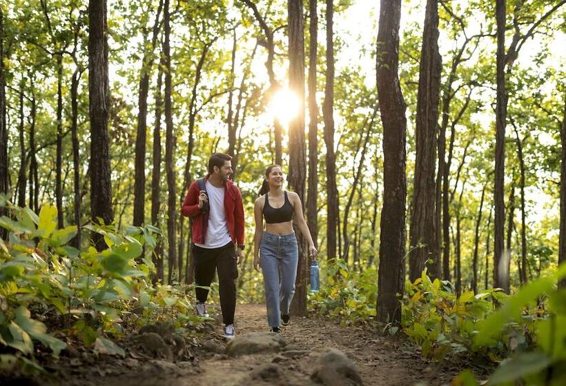 Hotel Hyatt Regency Dehradun Resort And Spa