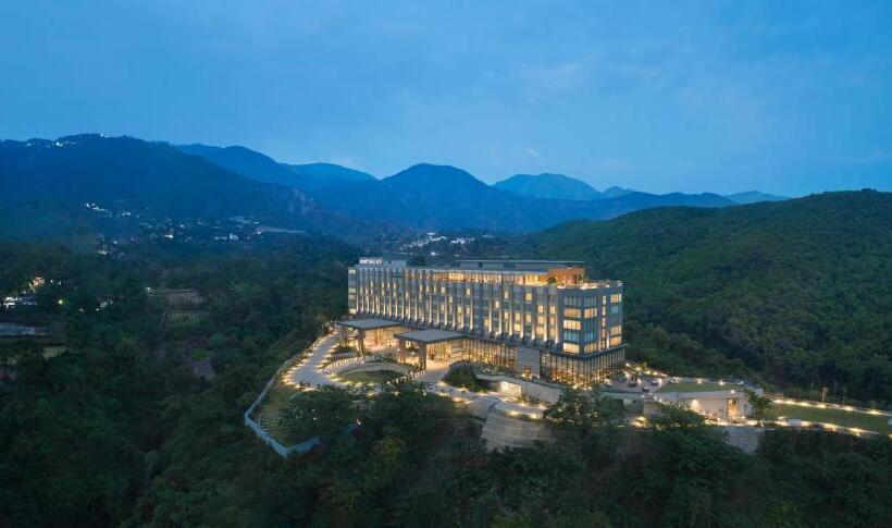 Hotel Hyatt Regency Dehradun Resort And Spa