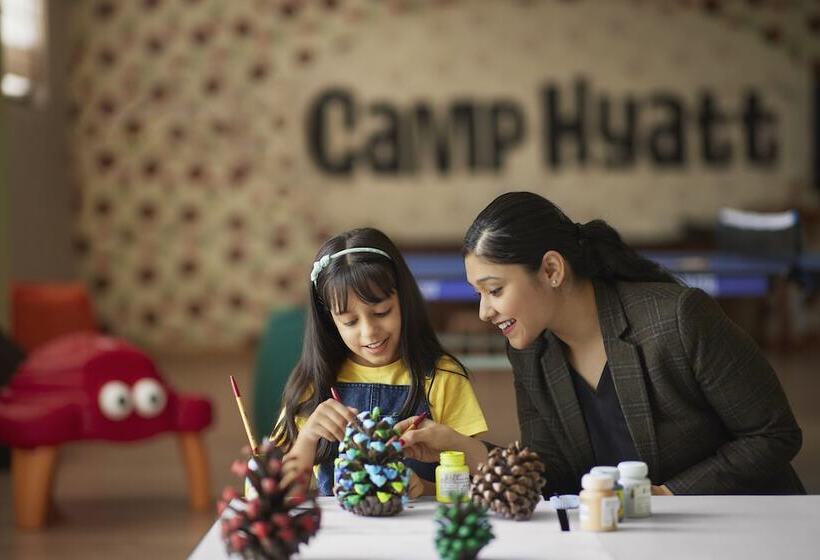 Hotel Hyatt Regency Dehradun Resort And Spa