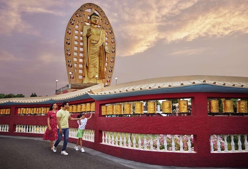 Hotel Hyatt Regency Dehradun Resort And Spa