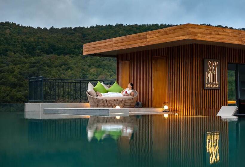 Hotel Hyatt Regency Dehradun Resort And Spa