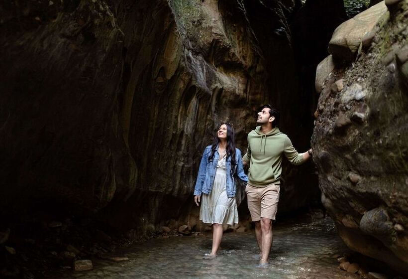 Hotel Hyatt Regency Dehradun Resort And Spa