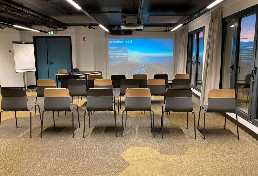 ホテル Ibis Styles Dreux Centre Gare