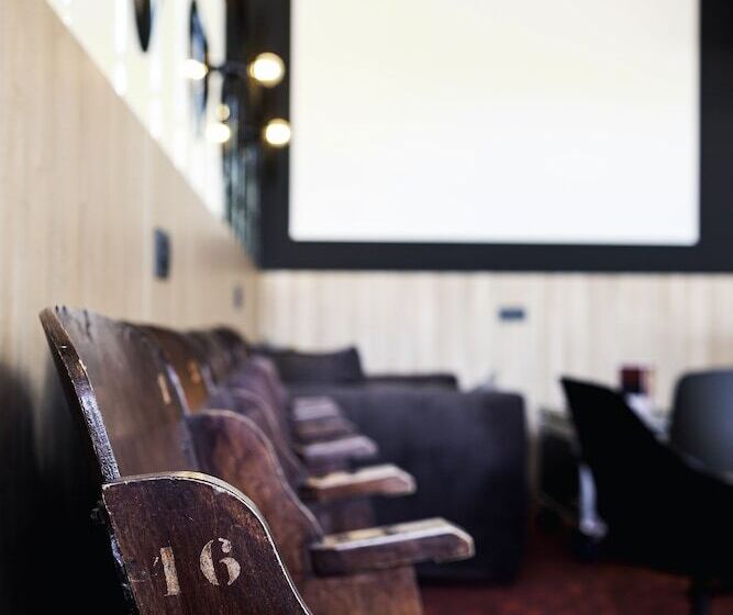 ホテル Ibis Styles Lens Centre Gare