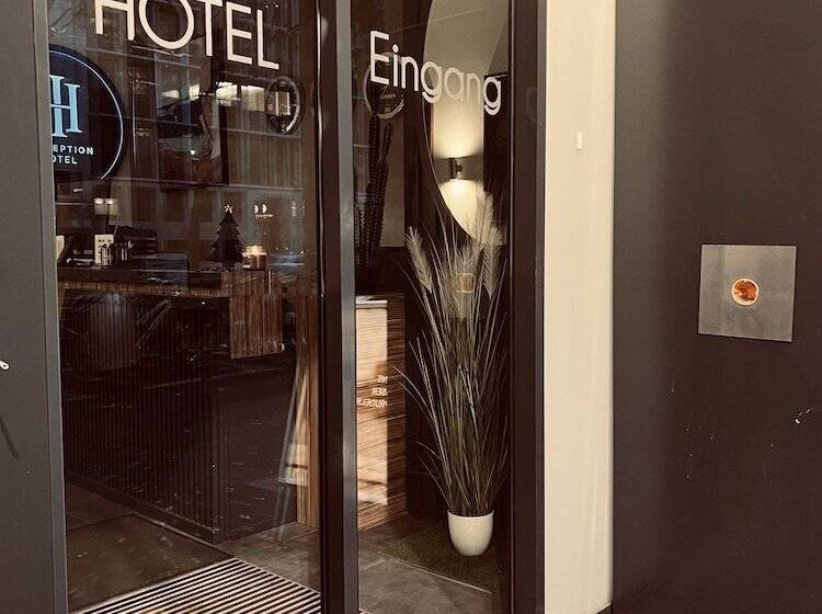 ホテル Innception