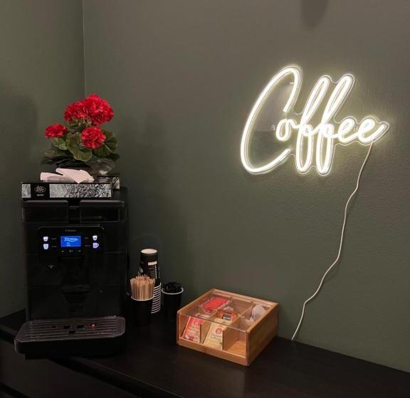 ホテル Innception