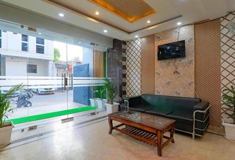 Fabhotel Super 3 Premium