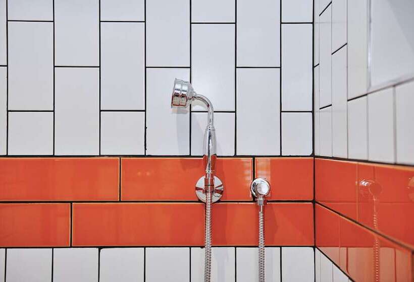 ホテル Kings Arms